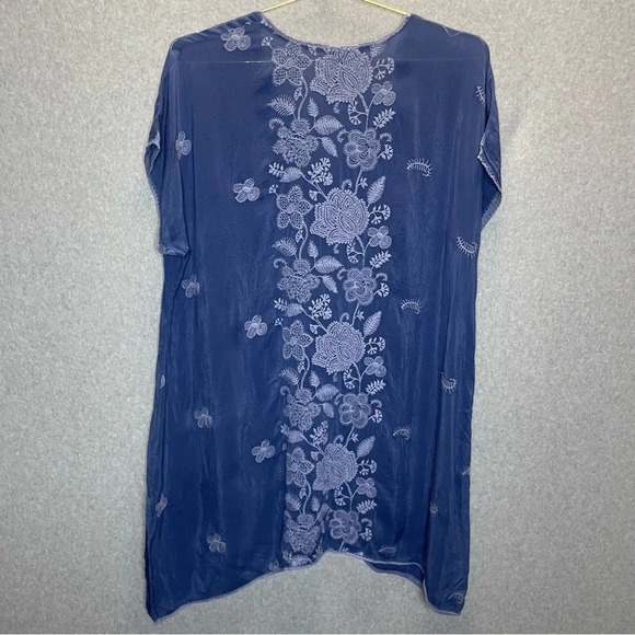 Johnny Was Embroidered Floral Blue Boho Tunic Top - Picture 7 of 7